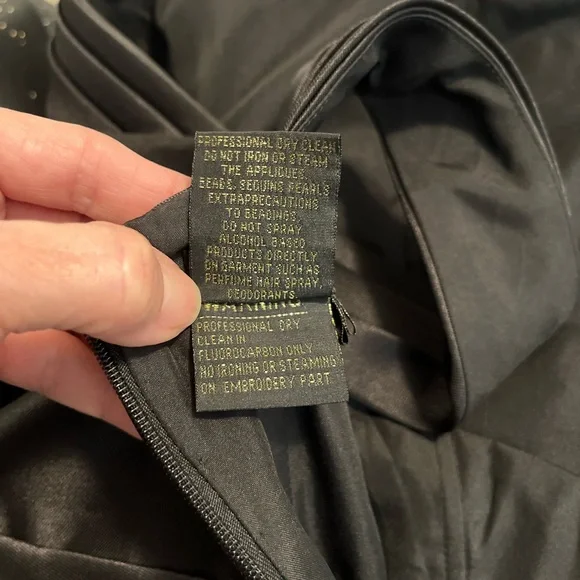 Terani Couture Black and Gold Pleated Tiered Dress - Picture 5 of 16